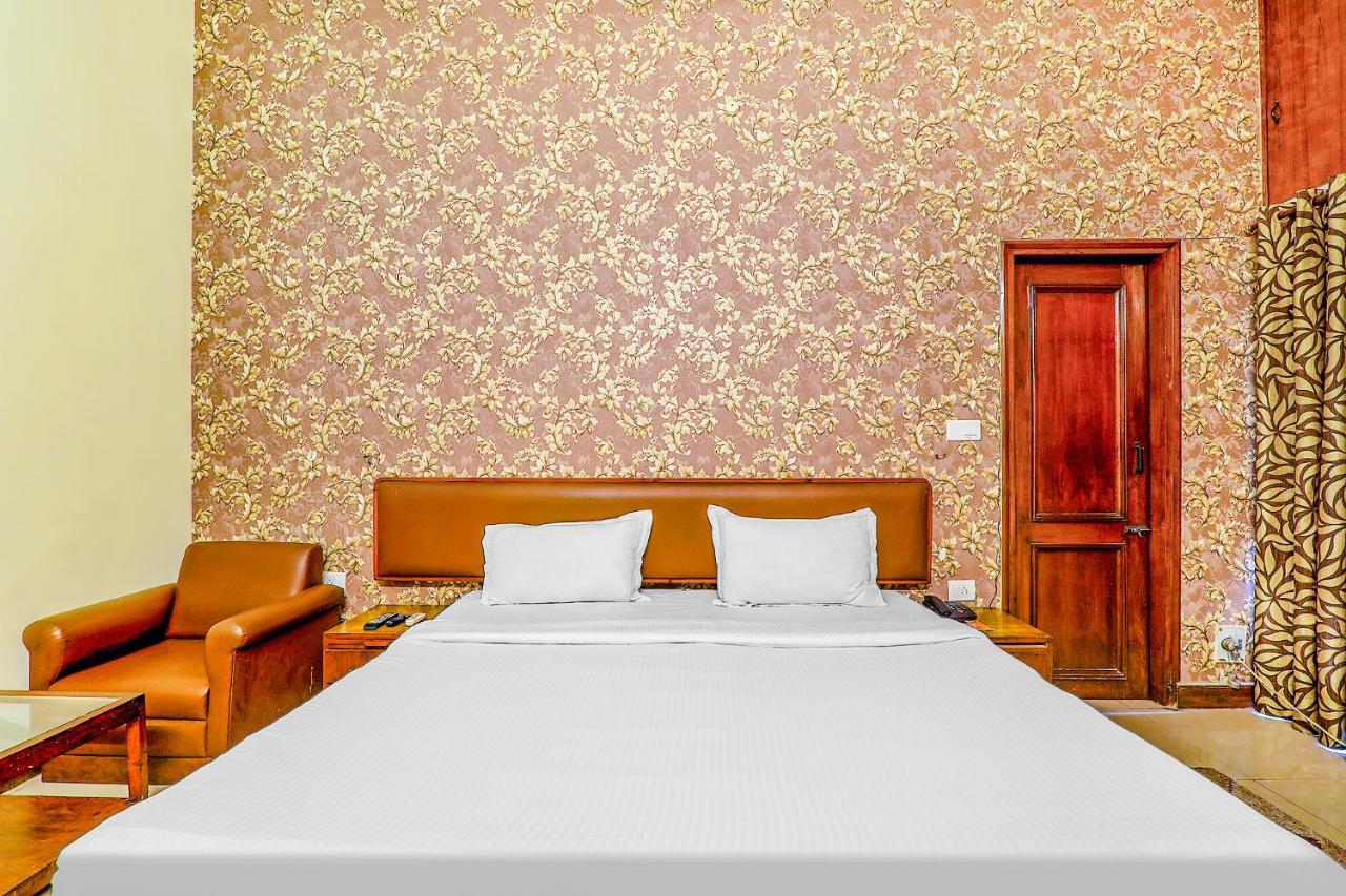 Hotel Executive Hasanganj Eksteriør billede
